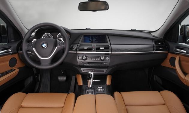 Салон новой BMW X6