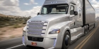 Первый полуавтономный грузовик появился на дорогах нескольких Штатов