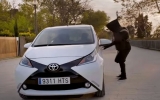 Toyota наняла известного пранкстера для рекламы новой Aygo