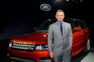 Land Rover знает, сколько стоят услуги Джеймса Бонда