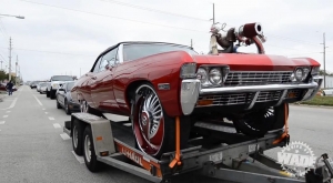 Chevrolet Impala 1968 года на 28-дюймовых колесах – это какой-то кошмар!
