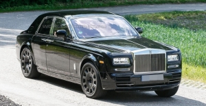 Rolls-Royce Cullinan Spyshot