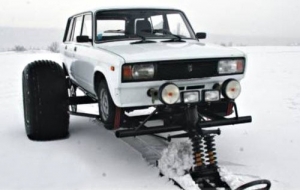 Снегоход на базе ВАЗ 2104