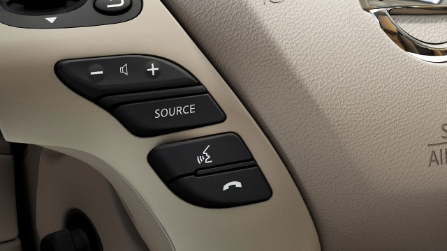 Nissan Pathfinder 2013 Hands-free