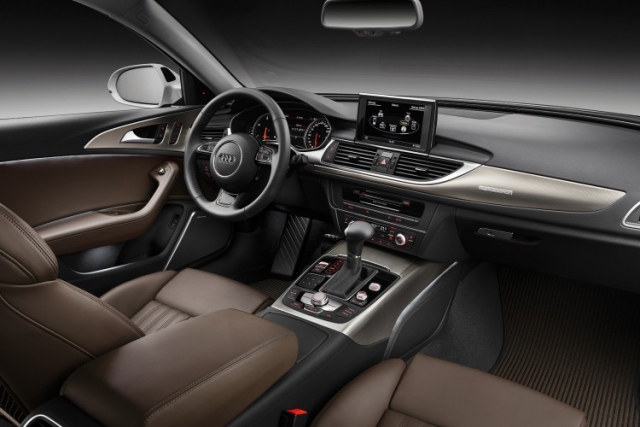 Audi A6 Allroad Quattro приборная панель