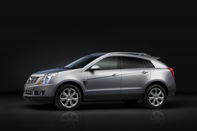 2013-Cadillac-SRX (2) вид сбоку