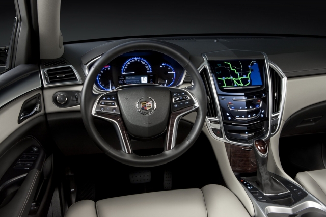 2013-Cadillac-SRX (3)
