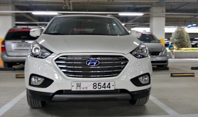 Hyundai ix35 2013 вид спереди