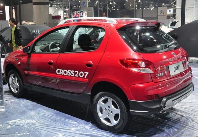 Peugeot Cross 207