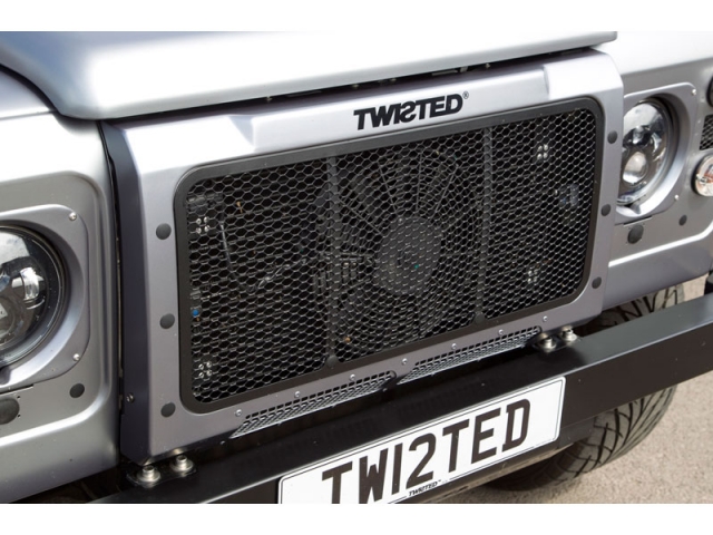 Land Rover Defender Twisted Performance