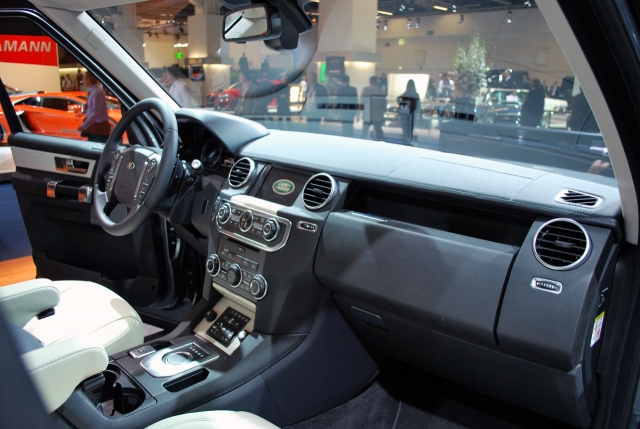 Land Rover LR4 2014