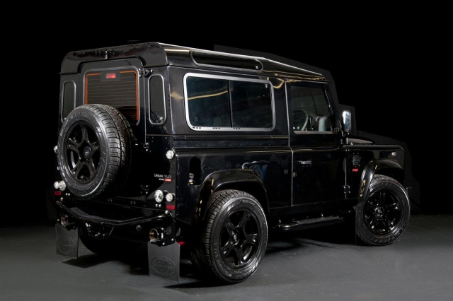 Land Rover Defender Ultimate RS Urban Truck