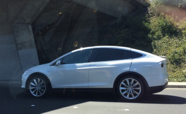 Tesla Model X 2015 Spyshot